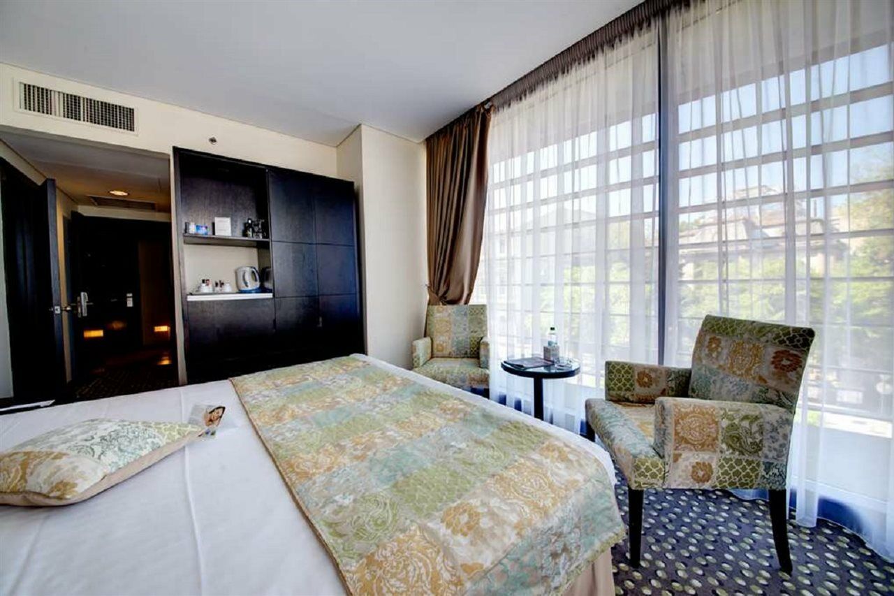 Leonardo Hotel Bucharest City Center Exterior foto